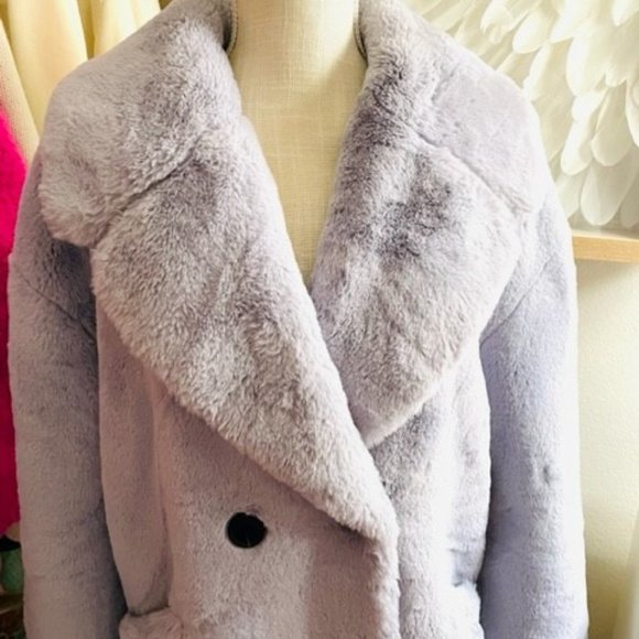 BCBG New with Tags Faux Fur Lilac Coat - Picture 2 of 5